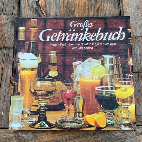 Großes Getränkebuch