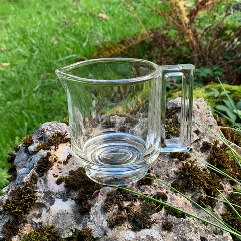 Glas Milchkännchen