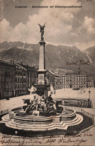 Innsbruck Bahnhofplatz mit Vereinigungsbrunnen