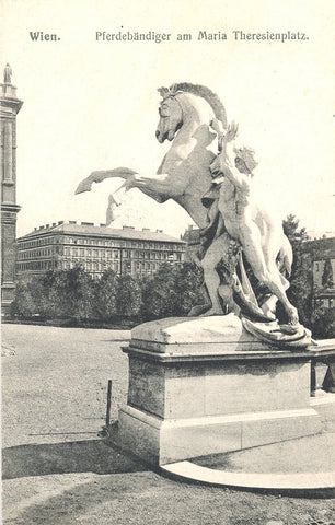 Pferdebändiger am Maria Theresienplatz